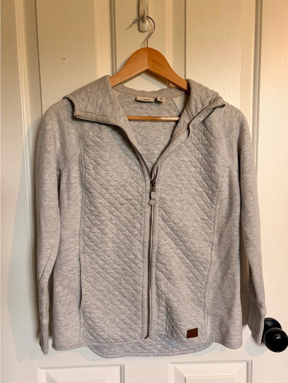L.L. Bean Heathered Light Gray Hooded Quilted Zip Sweatshirt